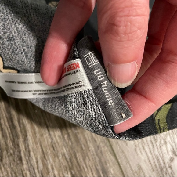 Urban Outfitters Bedding Urban Outfitters Twin Xl Myla Black Floral